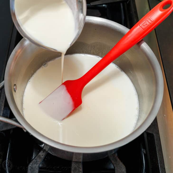 Adding heavy cream to the gelatin mixture