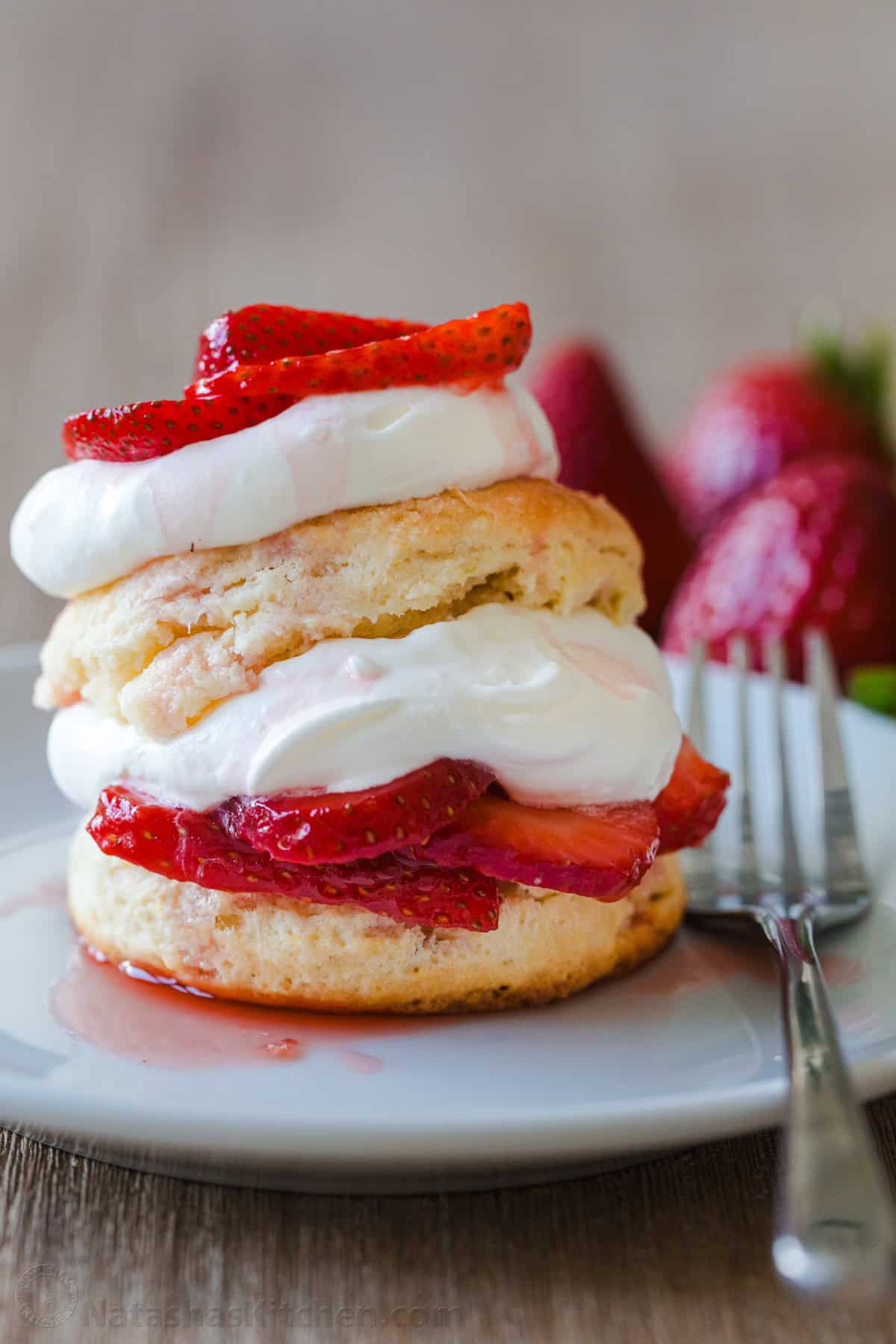 Strawberry Shortcake Recipe (VIDEO) – NatashasKitchen.com